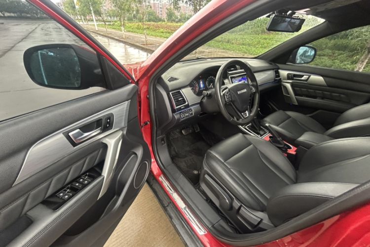 Used Haval H2 2016 Red Label 1.5T Automatic Two-Wheel Drive Elite Model Interior 4