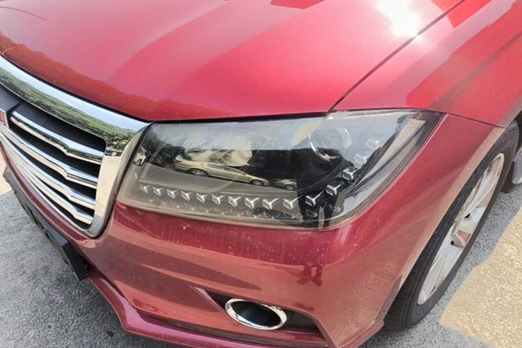 Used Haval H2 2016 Red-Label 1.5T Automatic Two-Wheel Drive Luxury Model Left Front Headlight