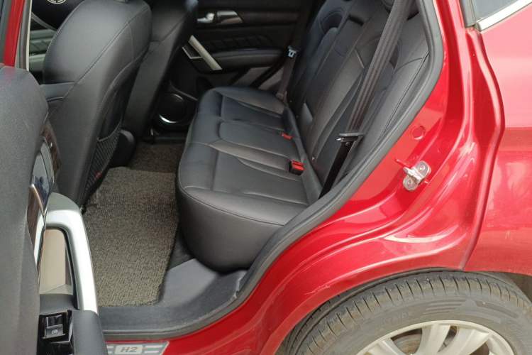 Used Haval H2 2016 Red Label 1.5T Automatic Two-Wheel Drive Elite Model Left Rear Seat