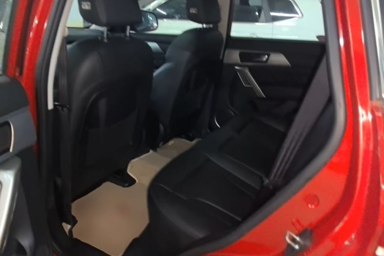 Used Haval H2 2016 Red Label 1.5T Automatic Two-Wheel Drive Prestige Model Left Rear Seat