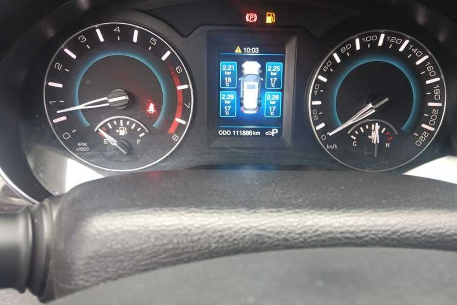 Used Haval H2 2016 Red Label 1.5T Automatic Two-Wheel Drive Elite Model Odometer Close Up