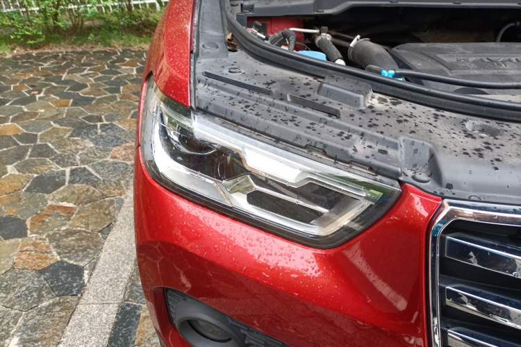 Used Haval H2 2016 Red Label 1.5T Automatic Two-Wheel Drive Elite Model Right Front Headlight