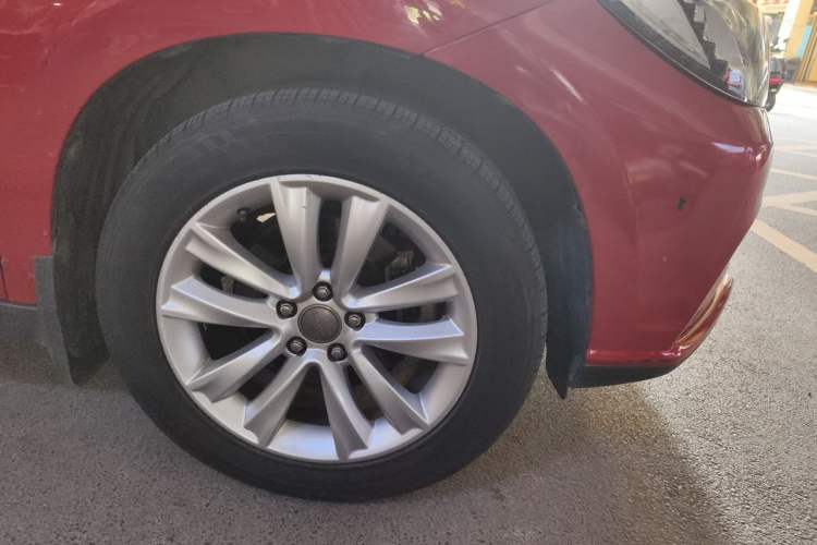Used Haval H2 2016 Red-Label 1.5T Automatic Two-Wheel Drive Luxury Model Right Front Wheel Hub