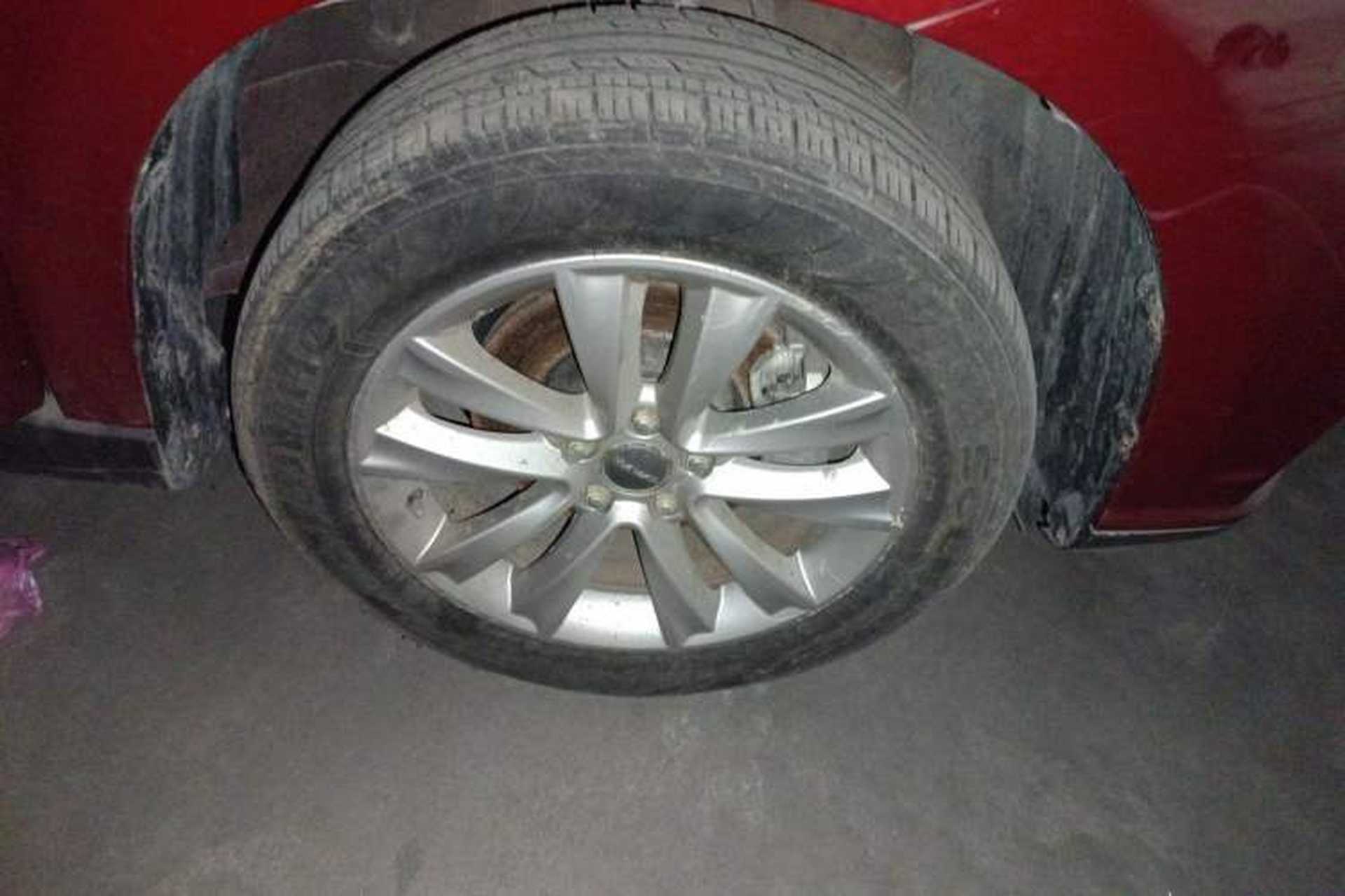 Used Haval H2 2016 Red Label 1.5T Manual Two-Wheel Drive Elite Model Right Front Wheel Hub