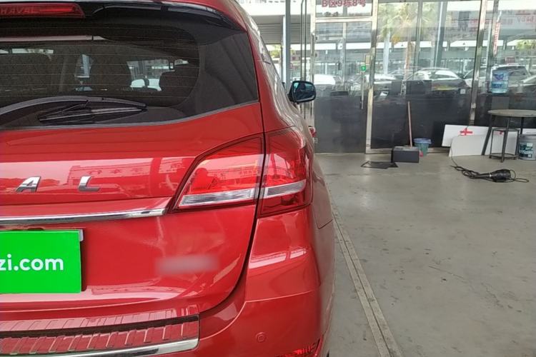 Used Haval H2 2016 Red-Label 1.5T Automatic Two-Wheel Drive Luxury Model Right Rear Taillight