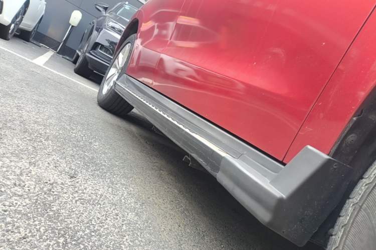 Used Haval H2 2016 Red-Label 1.5T Automatic Two-Wheel Drive Luxury Model Right Side Sill