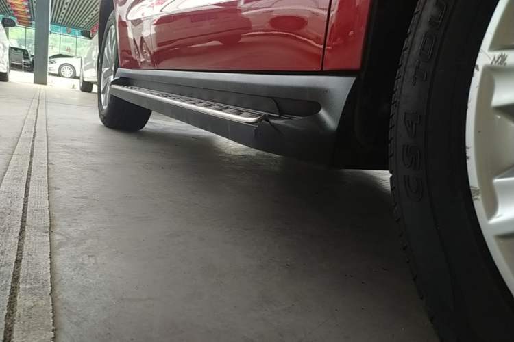 Used Haval H2 2016 Red-Label 1.5T Automatic Two-Wheel Drive Luxury Model Right Side Sill