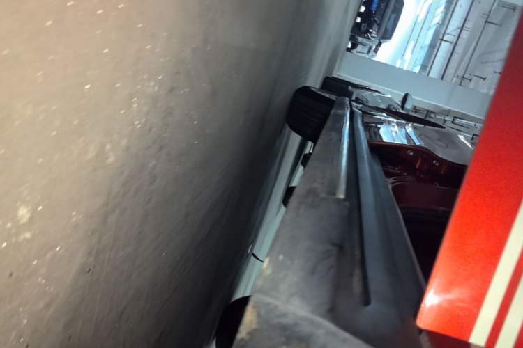 Used Haval H2 2016 Red Label 1.5T Automatic Two-Wheel Drive Prestige Model Right Side Sill