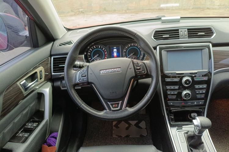 Used Haval H2 2016 Red Label 1.5T Automatic Two-Wheel Drive Elite Model Steering Wheel