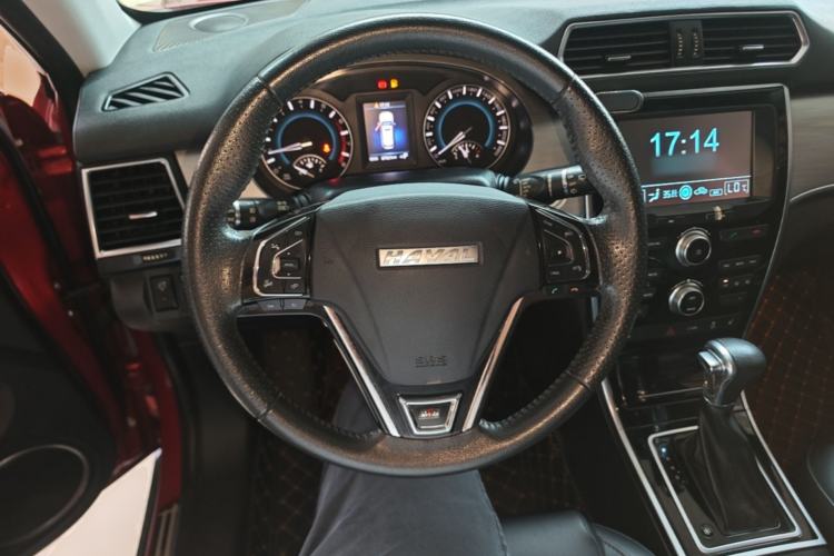 Used Haval H2 2016 Red-Label 1.5T Automatic Two-Wheel Drive Luxury Model Steering Wheel