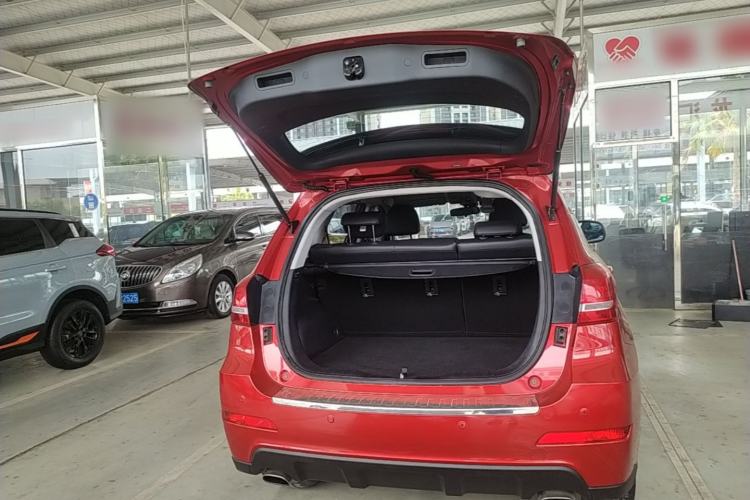 Used Haval H2 2016 Red-Label 1.5T Automatic Two-Wheel Drive Luxury Model Trunk