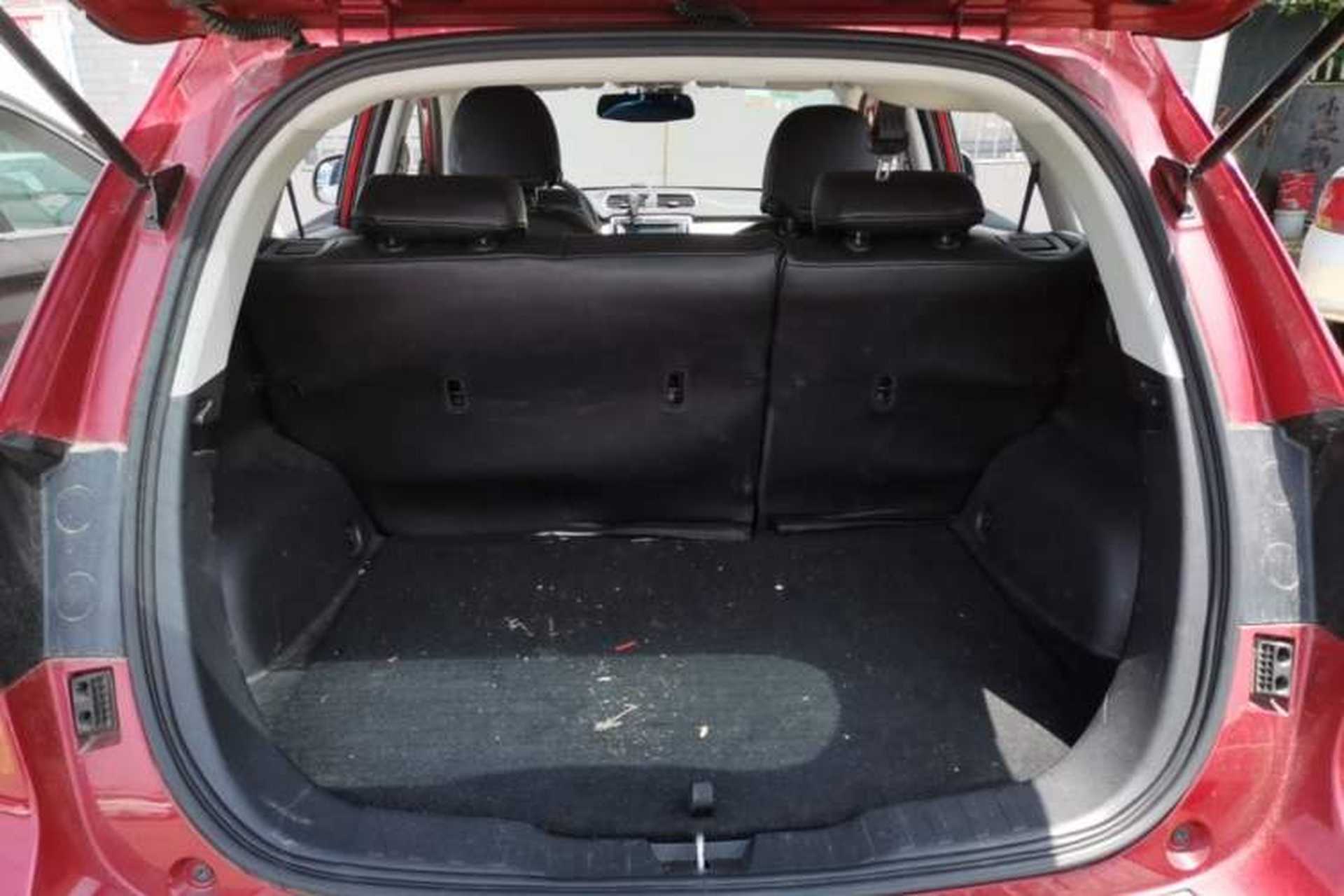 Used Haval H2 2016 Red-Label 1.5T Automatic Two-Wheel Drive Luxury Model Trunk