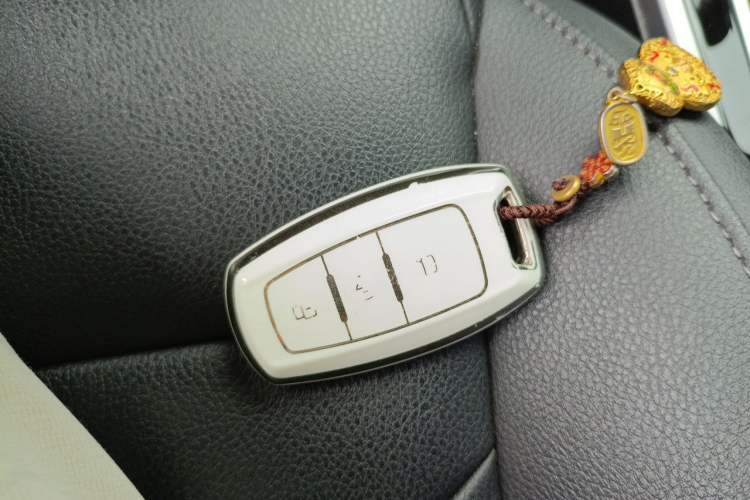 Used Haval H2 2016 Red Label 1.5T Automatic Two-Wheel Drive Elite Model Vehicle Key