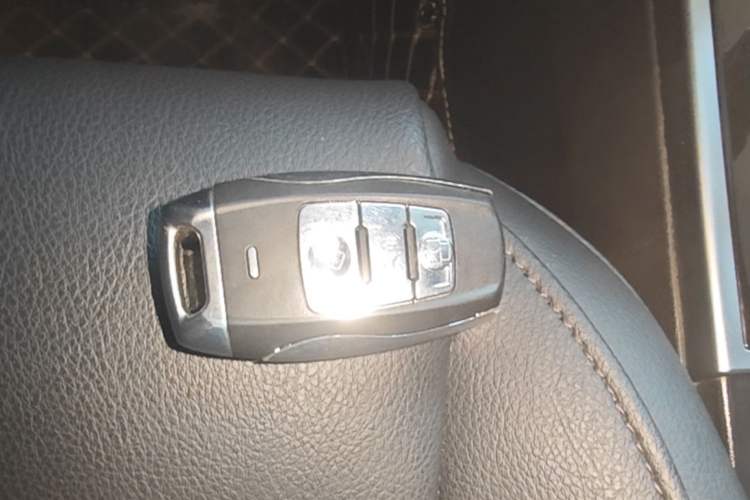 Used Haval H2 2016 Red-Label 1.5T Automatic Two-Wheel Drive Luxury Model Vehicle Key
