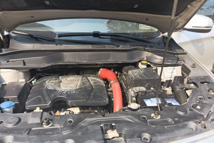 Used Haval H2 2016 Red Label 1.5T Automatic Two-Wheel Drive Elite Model Engine Bay