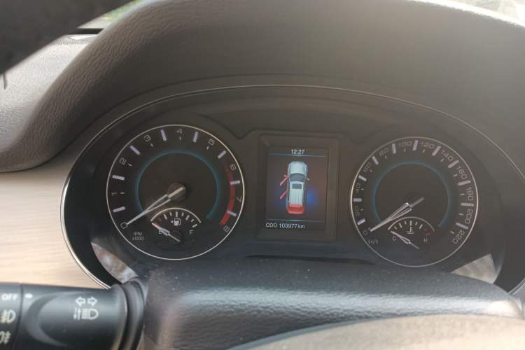 Used Haval H2 2016 Red Label 1.5T Automatic Two-Wheel Drive Elite Model Instrument Cluster