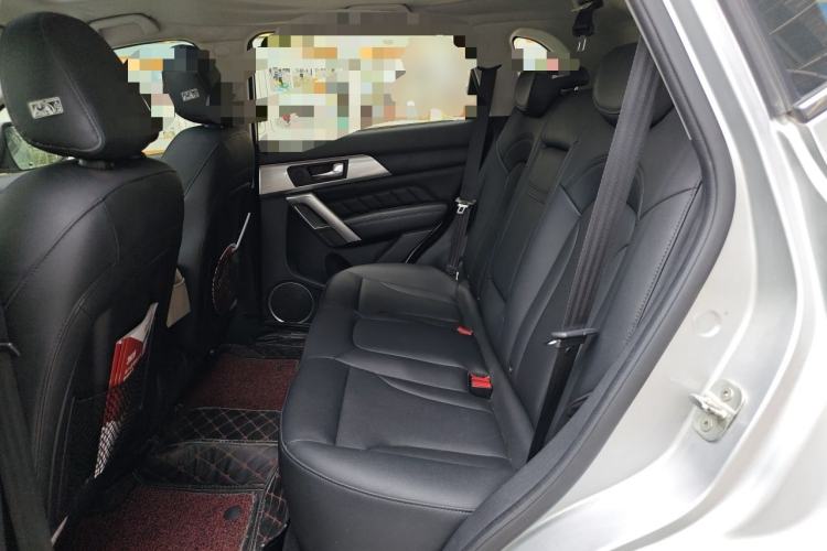 Used Haval H2 2016 Red-Label 1.5T Automatic Two-Wheel Drive Luxury Model Left Rear Seat