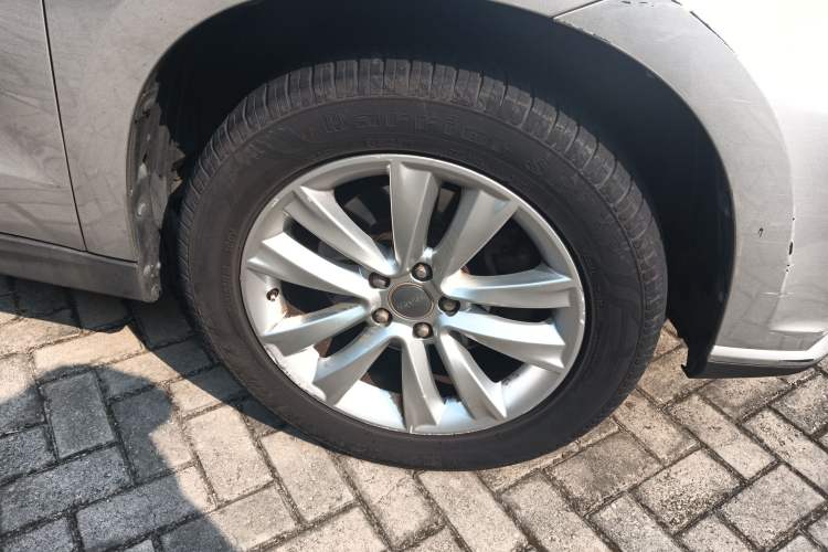 Used Haval H2 2016 Red Label 1.5T Automatic Two-Wheel Drive Elite Model Right Front Wheel Hub