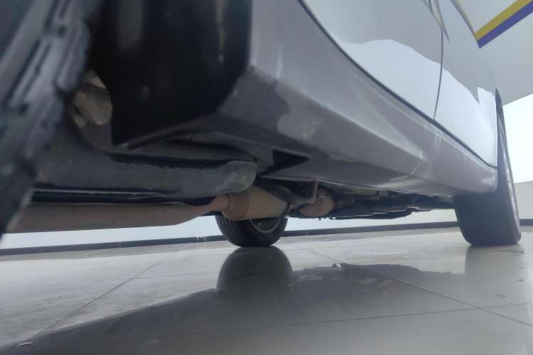 Used Haval H2 2016 Red Label 1.5T Manual Two-Wheel Drive Elite Model Right Side Sill