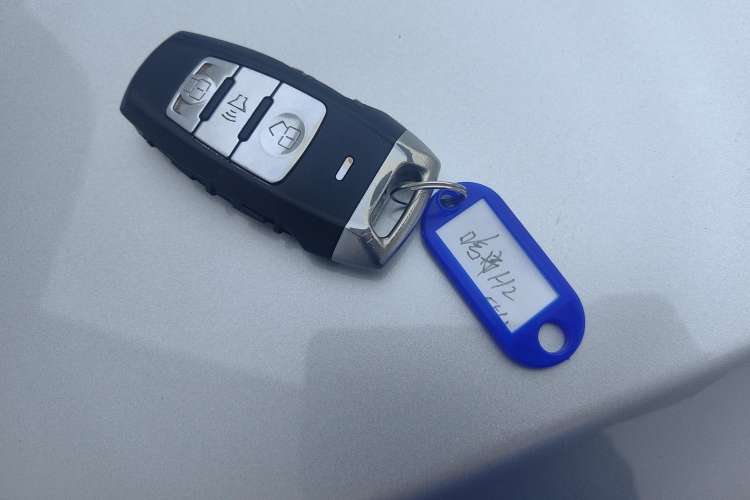 Used Haval H2 2016 Red Label 1.5T Manual Two-Wheel Drive Elite Model Vehicle Key