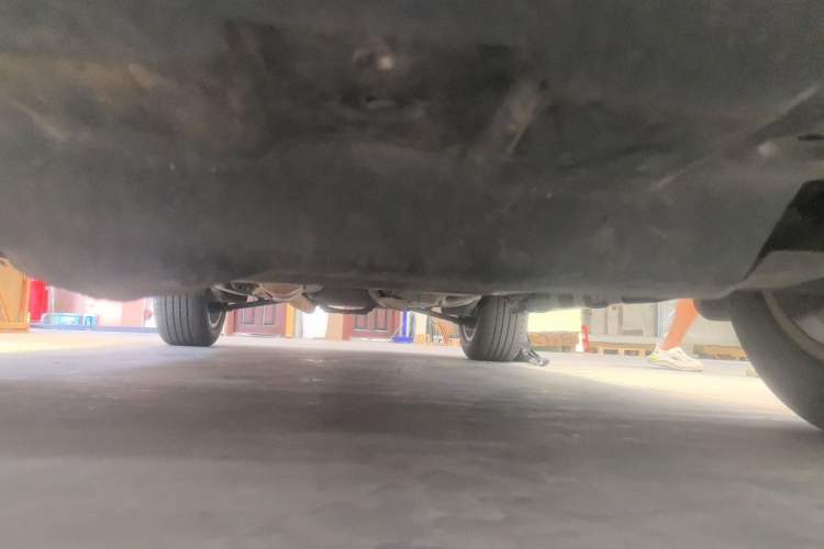 Used Haval H2 2016 Red Label 1.5T Manual Two-Wheel Drive Elite Model Chassis Front