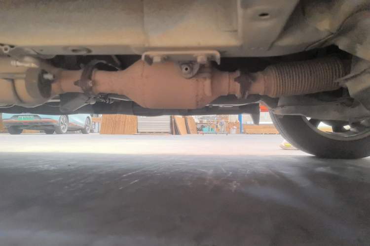 Used Haval H2 2016 Red Label 1.5T Manual Two-Wheel Drive Elite Model Chassis Front Right
