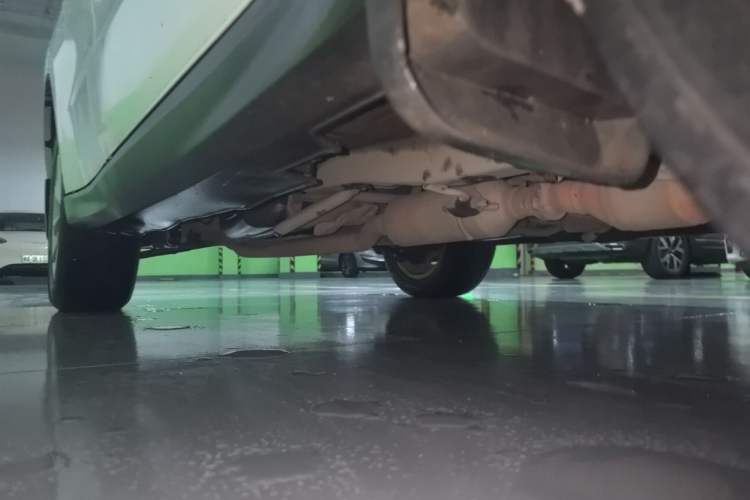 Used Haval H2 2016 Red-Label 1.5T Manual Two-Wheel Drive Comfort Model Chassis Front Right