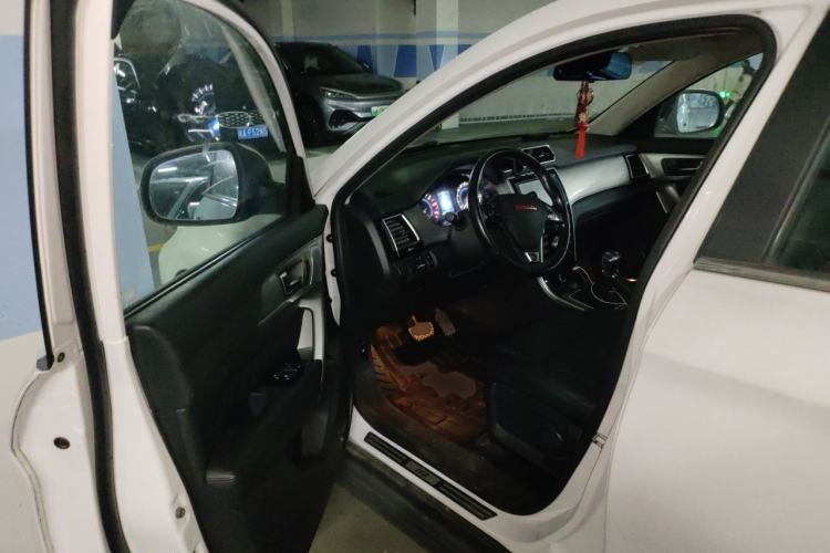 Used Haval H2 2016 Red Label 1.5T Automatic Two-Wheel Drive Elite Model Driver Seat