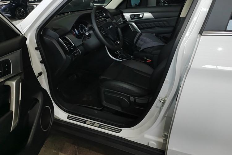Used Haval H2 2016 Red-Label 1.5T Automatic Two-Wheel Drive Luxury Model Driver Seat