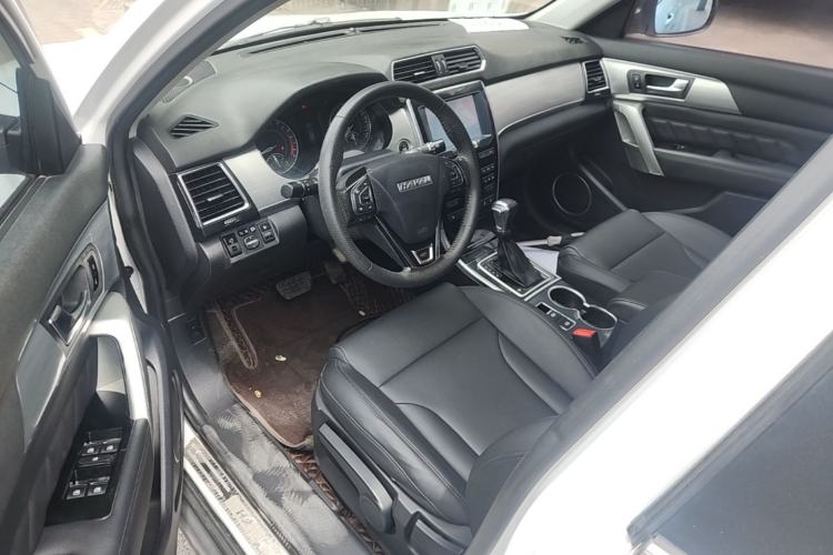 Used Haval H2 2016 Red-Label 1.5T Automatic Two-Wheel Drive Luxury Model Driver Seat