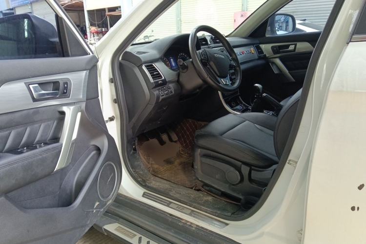 Used Haval H2 2016 Red Label 1.5T Manual Two-Wheel Drive Elite Model Driver Seat