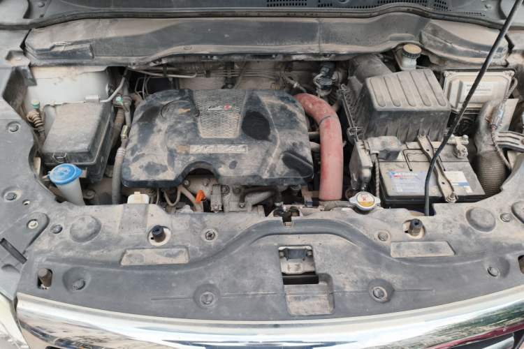 Used Haval H2 2016 Red-Label 1.5T Manual Two-Wheel Drive Luxury Model Engine Bay
