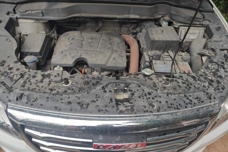 Used Haval H2 2016 Red Label 1.5T Manual Two-Wheel Drive Elite Model Engine Bay