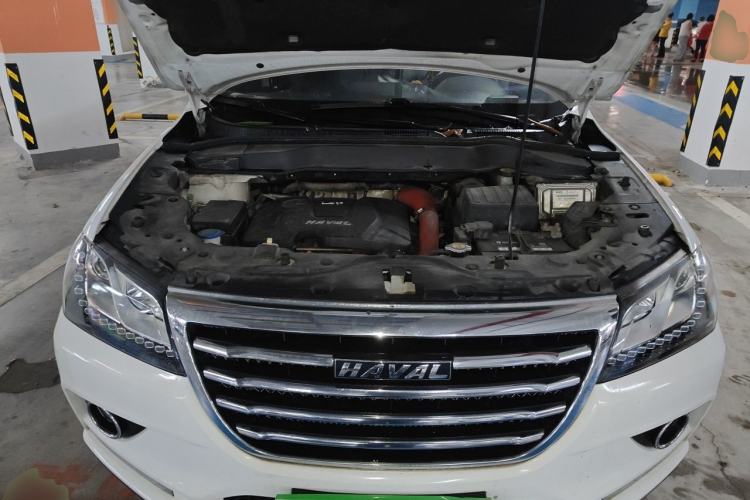 Used Haval H2 2016 Red-Label 1.5T Automatic Two-Wheel Drive Luxury Model Engine Bay
