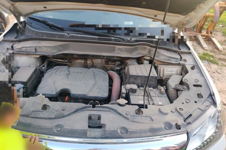 Used Haval H2 2016 Red-Label 1.5T Manual Two-Wheel Drive Luxury Model Engine Bay