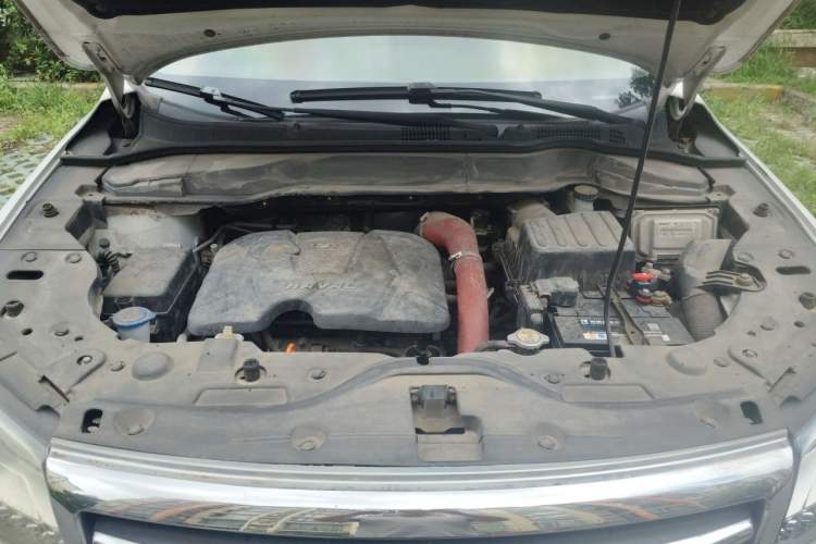 Used Haval H2 2016 Red Label 1.5T Automatic Two-Wheel Drive Prestige Model Engine Bay