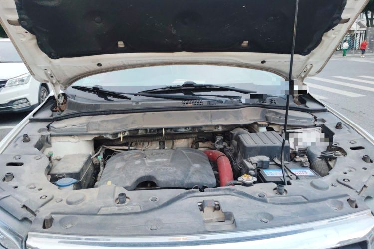 Used Haval H2 2016 Red-Label 1.5T Manual Two-Wheel Drive Luxury Model Engine Bay