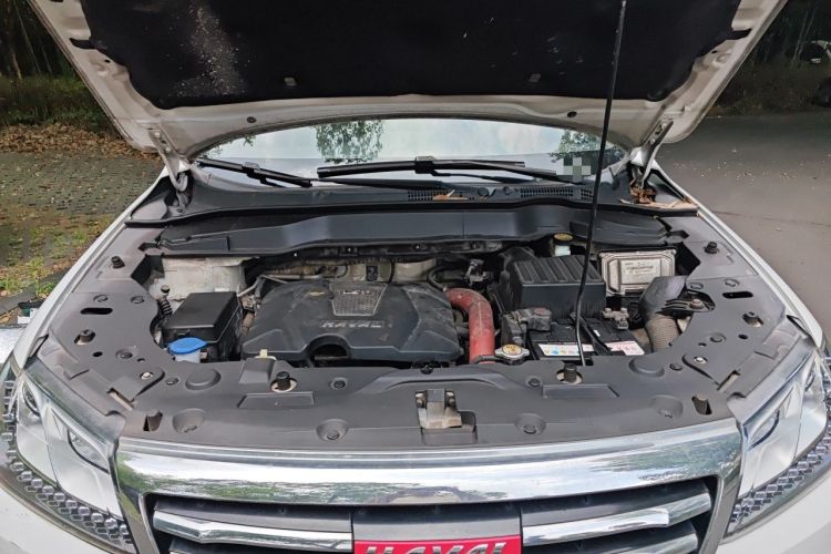 Used Haval H2 2016 Red Label 1.5T Manual Two-Wheel Drive Elite Model Engine Bay