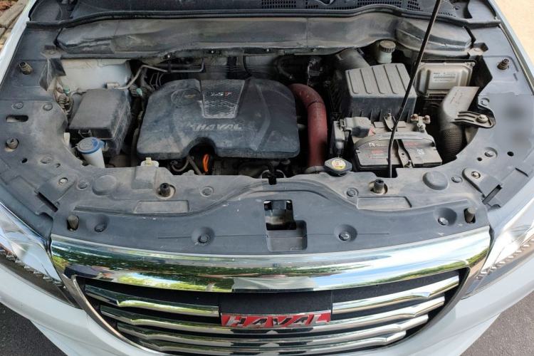 Used Haval H2 2016 Red-Label 1.5T Manual Two-Wheel Drive Luxury Model Engine Bay