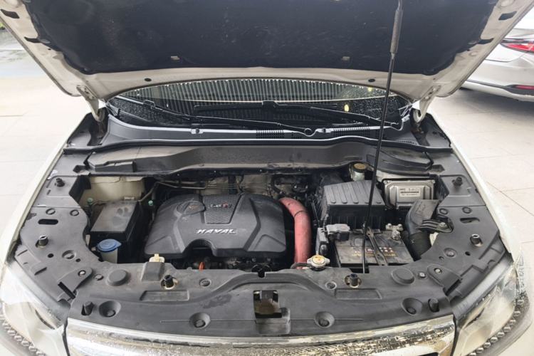 Used Haval H2 2016 Red-Label 1.5T Manual Two-Wheel Drive Luxury Model Engine Bay