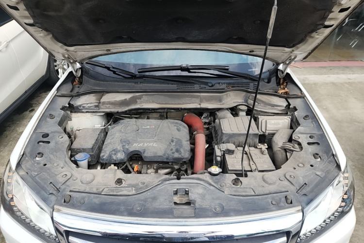 Used Haval H2 2016 Red-Label 1.5T Automatic Two-Wheel Drive Luxury Model Engine Bay