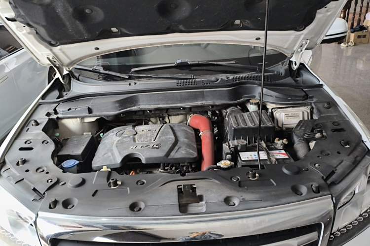 Used Haval H2 2016 Red-Label 1.5T Automatic Two-Wheel Drive Luxury Model Engine Bay