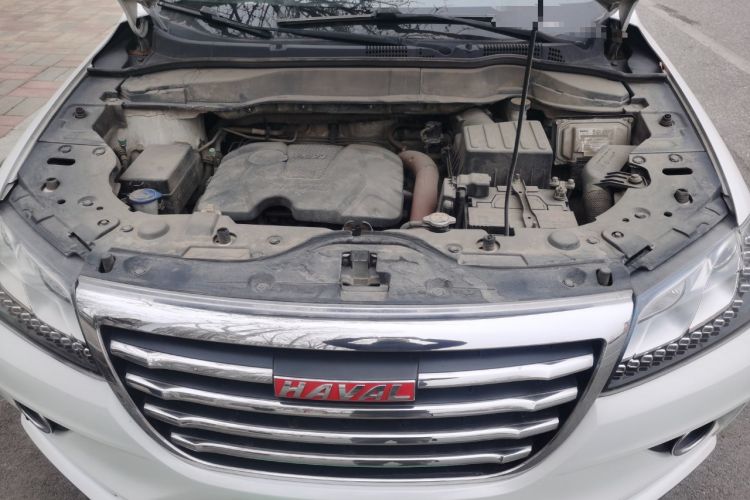 Used Haval H2 2016 Red-Label 1.5T Manual Two-Wheel Drive Luxury Model Engine Bay