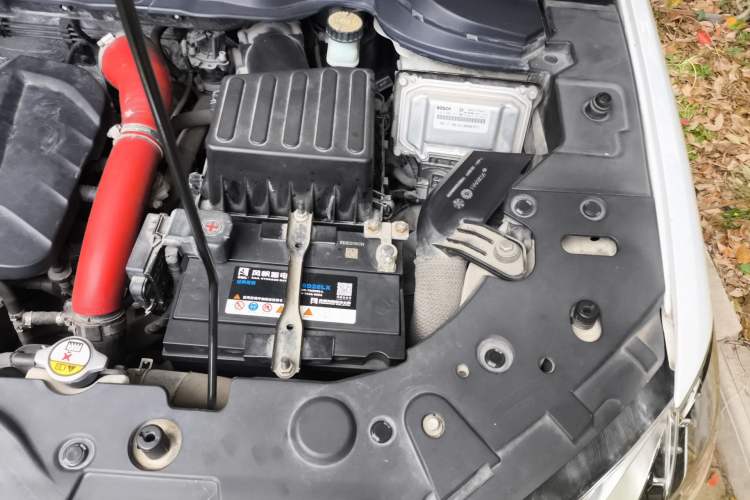 Used Haval H2 2016 Red Label 1.5T Automatic Two-Wheel Drive Elite Model Engine Bay Left