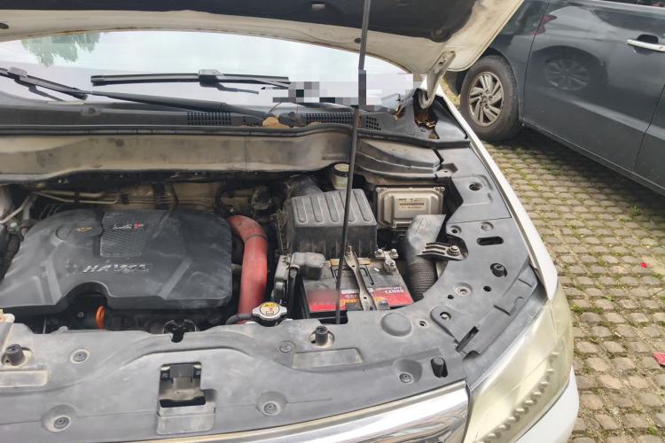 Used Haval H2 2016 Red-Label 1.5T Manual Two-Wheel Drive Luxury Model Engine Bay Left
