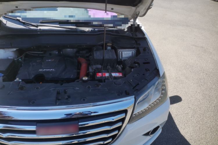 Used Haval H2 2016 Red-Label 1.5T Manual Two-Wheel Drive Luxury Model Engine Bay Left