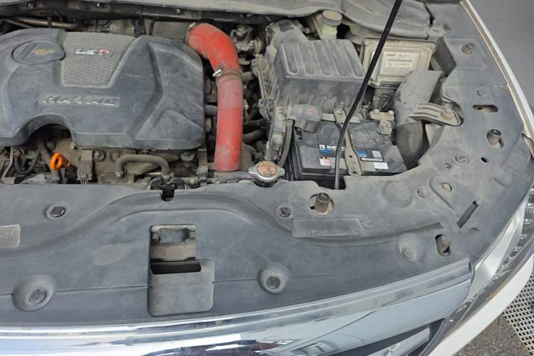 Used Haval H2 2016 Red-Label 1.5T Automatic Two-Wheel Drive Luxury Model Engine Bay Left