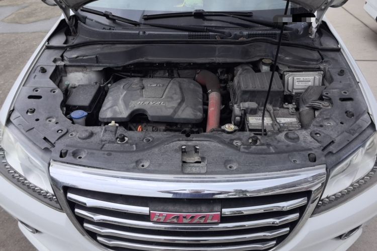 Used Haval H2 2016 Red-Label 1.5T Automatic Two-Wheel Drive Luxury Model Engine Bay
