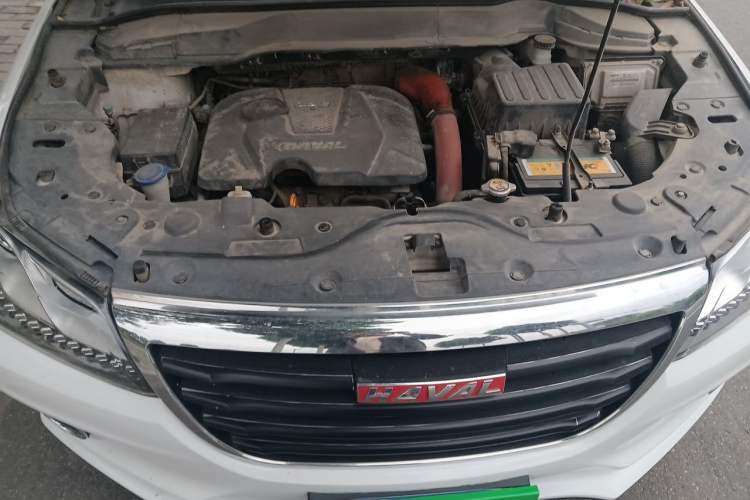 Used Haval H2 2016 Red-Label 1.5T Automatic Two-Wheel Drive Luxury Model Engine Bay
