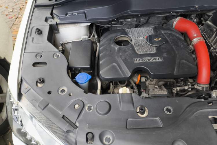 Used Haval H2 2016 Red Label 1.5T Automatic Two-Wheel Drive Elite Model Engine Bay Right